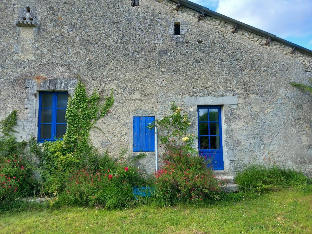 La Montagne Sud Bed and Breakfast Allemans Buitenkant foto